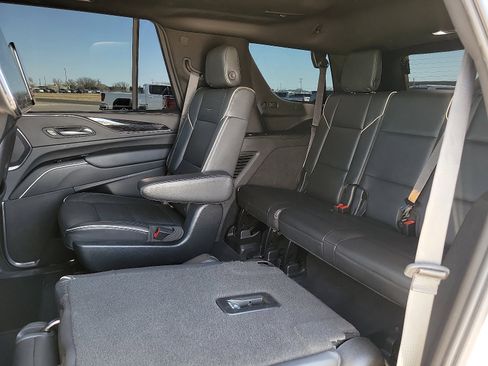 Used 2021 Cadillac Escalade Sport w/ Driver Assist Tech Package image 8