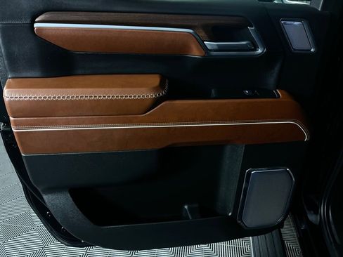 Used 2024 GMC Sierra 1500 Denali Ultimate image 27