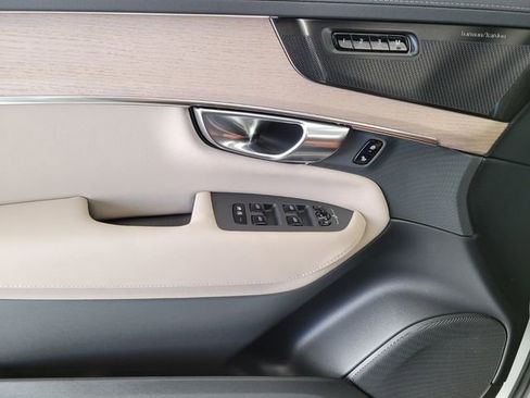 New 2026 Volvo XC90 B6 Ultra w/ Protection Package image 21