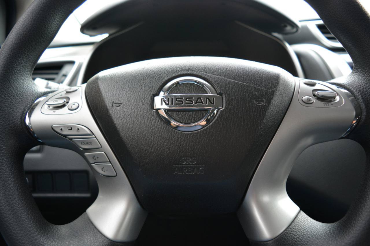 Used 2017 Nissan Murano S w/ Navigation Package AWD/4WD image 19