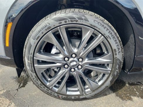 New 2025 Cadillac Optiq Sport 2 image 10