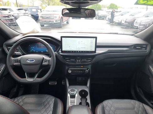 Used 2023 Ford Escape ST-Line Elite w/ Premium Technology Package AWD/4WD image 23