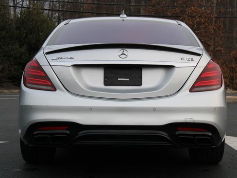 Used 2019 Mercedes-Benz S 63 AMG S 63 AMG Sedan 4D image 5