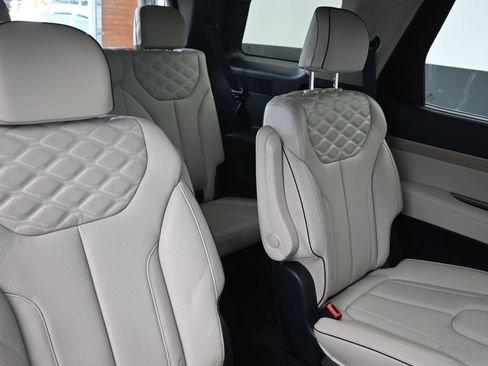 Used 2021 Hyundai Palisade Limited w/ Cargo Package image 14