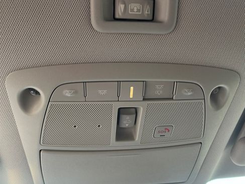 Used 2017 Nissan Pathfinder Platinum AWD/4WD image 21