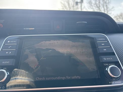 Used 2019 Nissan Kicks SV image 22