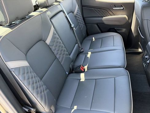 Used 2025 GMC Canyon Denali w/ LPO, Denali Black Edition AWD/4WD image 14