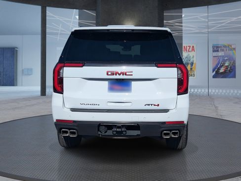 Used 2025 GMC Yukon AT4 Ultimate image 5