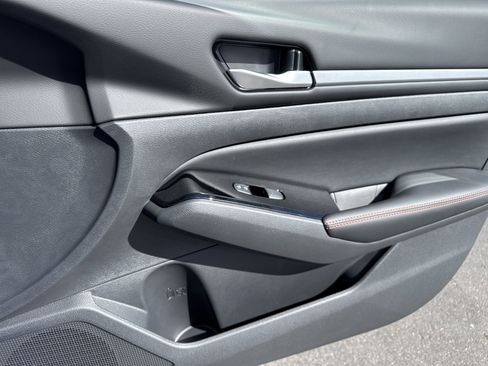 New 2025 Nissan Altima 2.5 SR image 17