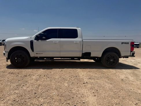 Used 2025 Ford F250 XLT w/ Black Appearance Package AWD/4WD image 8