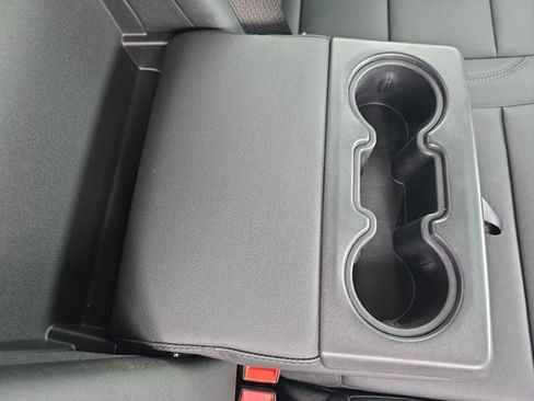 Used 2024 GMC Sierra 1500 SLT w/ SLT Premium Plus Package image 24