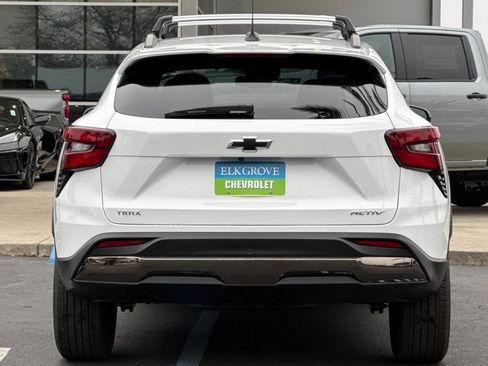 New 2026 Chevrolet Trax ACTIV FWD image 4
