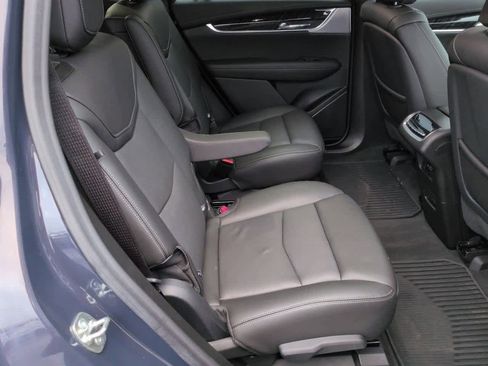 Certified 2025 Cadillac XT6 Premium Luxury image 21