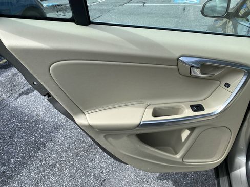 Used 2016 Volvo S60 T5 Premier AWD/4WD image 13