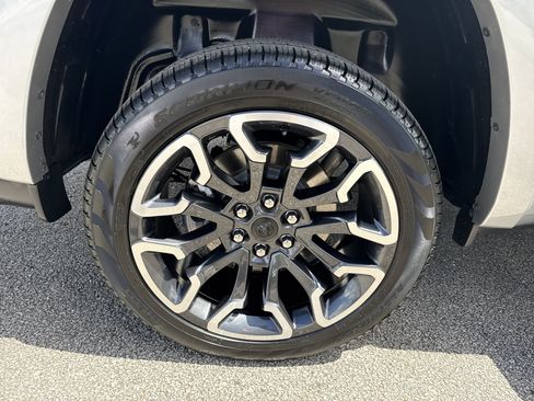 Used 2026 RAM 1500 Limited AWD/4WD image 17