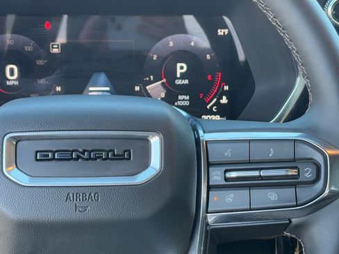 Used 2026 GMC Canyon Denali image 22
