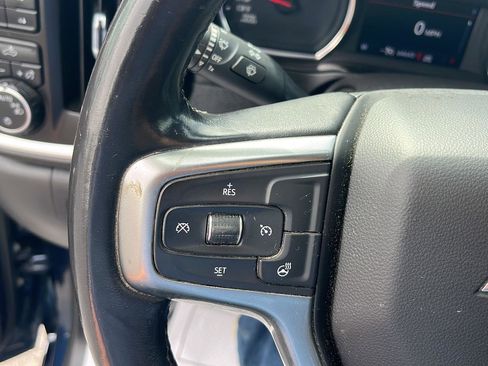 Used 2021 Chevrolet Silverado 1500 LT AWD/4WD image 11