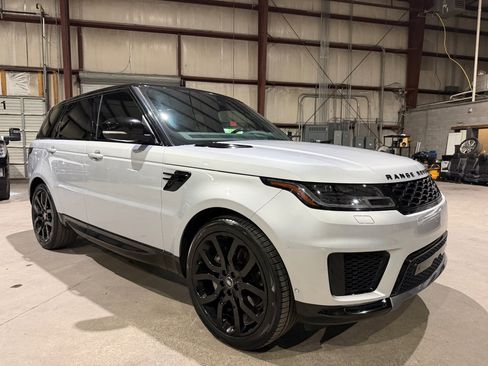 Used 2020 Land Rover Range Rover Sport HSE AWD/4WD image 2