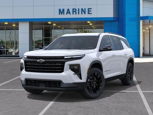 New 2026 Chevrolet Traverse LT image 6