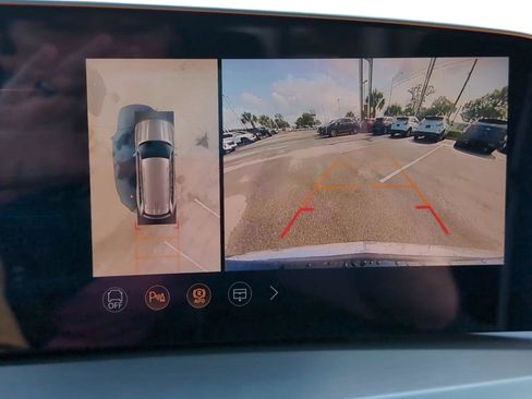 New 2026 Cadillac Vistiq Premium Luxury image 14