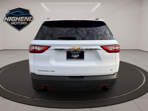 Used 2020 Chevrolet Traverse LT w/ Driver Confidence II Package image 6