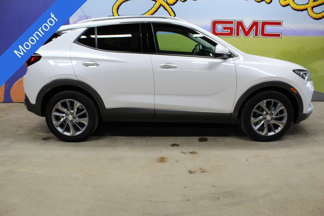 Used 2023 Buick Encore GX Essence w/ Experience Buick Package FWD image 1