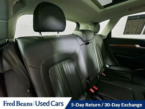 Used 2023 Audi Q5 2.0T Premium w/ Convenience Package image 28
