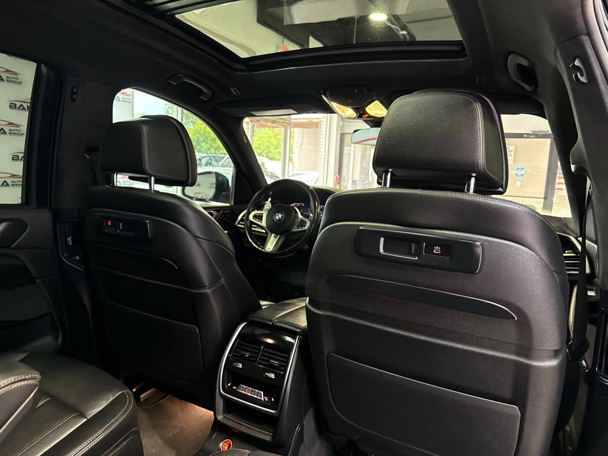 Used 2022 BMW X7 xDrive40i w/ M Sport Package AWD/4WD image 49