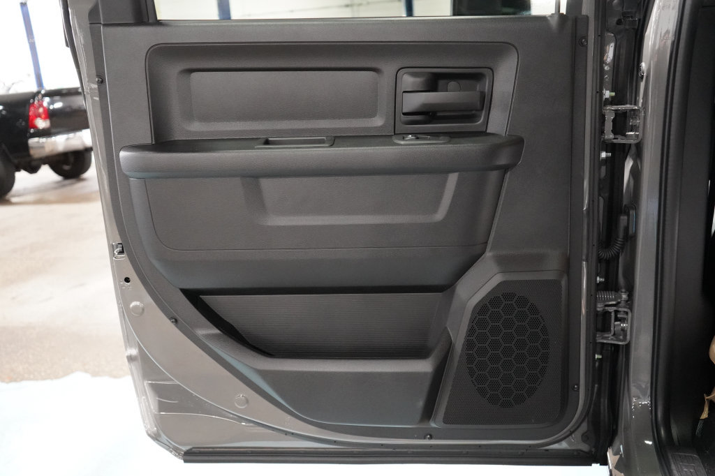 New 2027 RAM 3500 Tradesman AWD/4WD image 25
