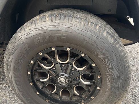 Used 2010 Jeep Wrangler Sport image 16