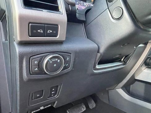 Used 2022 Ford F350 Platinum image 26