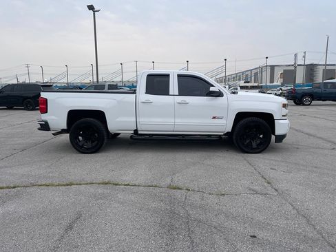 Used 2018 Chevrolet Silverado 1500 LT w/ Rally 2 Edition AWD/4WD image 6