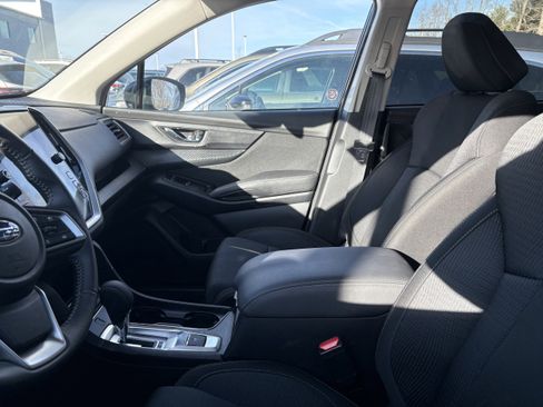 Used 2025 Subaru Ascent Premium image 7