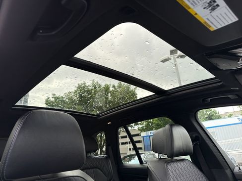 Used 2019 BMW X5 xDrive40i w/ Luxury Seating Package AWD/4WD image 12