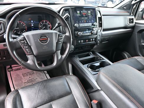 Used 2022 Nissan Titan PRO-4X w/ Pro-4x Convenience Package AWD/4WD image 22