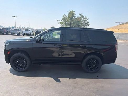 Used 2023 Chevrolet Tahoe High Country w/ LPO, Illumination Package AWD/4WD image 6
