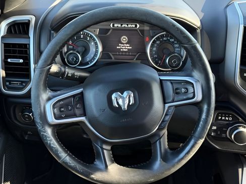 Used 2019 RAM 1500 Big Horn AWD/4WD image 12