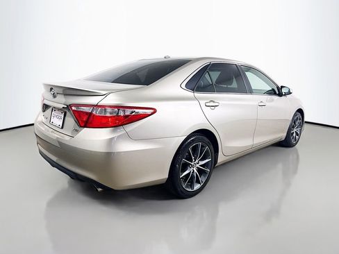 Used 2015 Toyota Camry XSE image 7