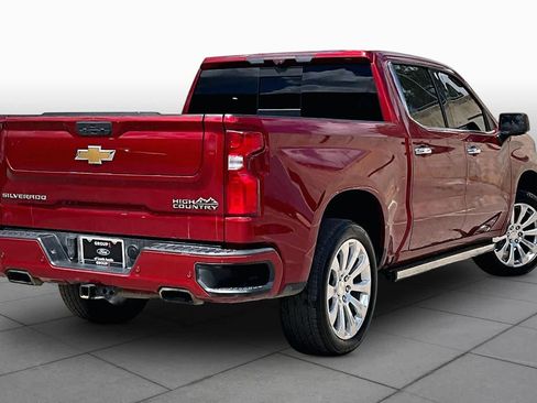 Used 2021 Chevrolet Silverado 1500 High Country w/ Technology Package AWD/4WD image 14