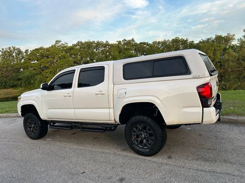 Used 2023 Toyota Tacoma SR AWD/4WD image 3