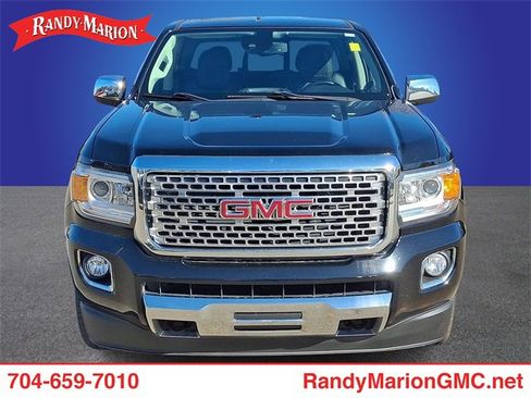 Used 2020 GMC Canyon Denali image 2