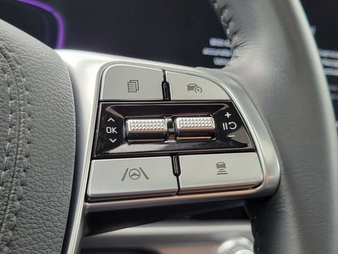 Used 2025 Kia Telluride S AWD/4WD image 19
