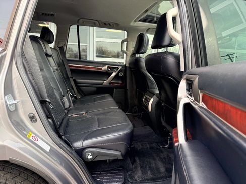Used 2012 Lexus GX 460 Premium image 34