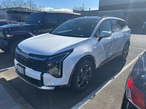 Certified 2026 Kia Sportage SX image 32