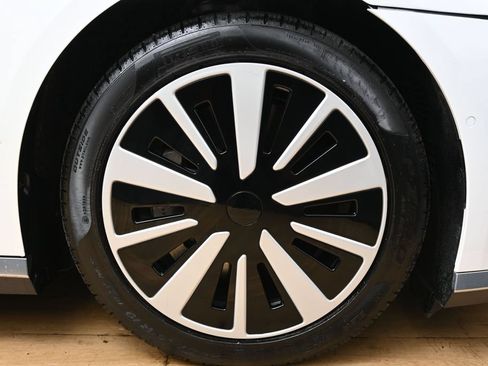 Used 2023 Lucid Air Pure AWD/4WD image 12