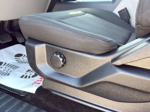 Used 2018 Ford F150 XL w/ Equipment Group 101A Mid AWD/4WD image 8