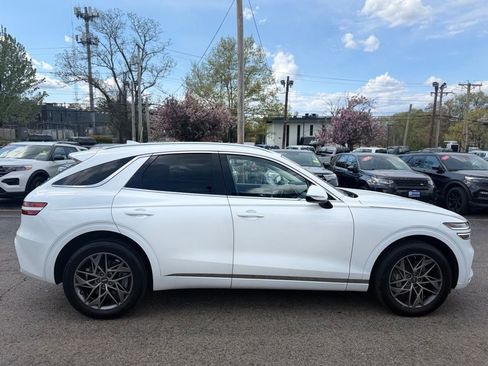 Used 2023 Genesis GV70 2.5T w/ Select Package AWD/4WD image 7