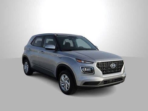 New 2026 Hyundai Venue SE FWD image 1