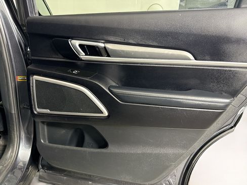 Used 2020 Kia Telluride LX FWD image 28