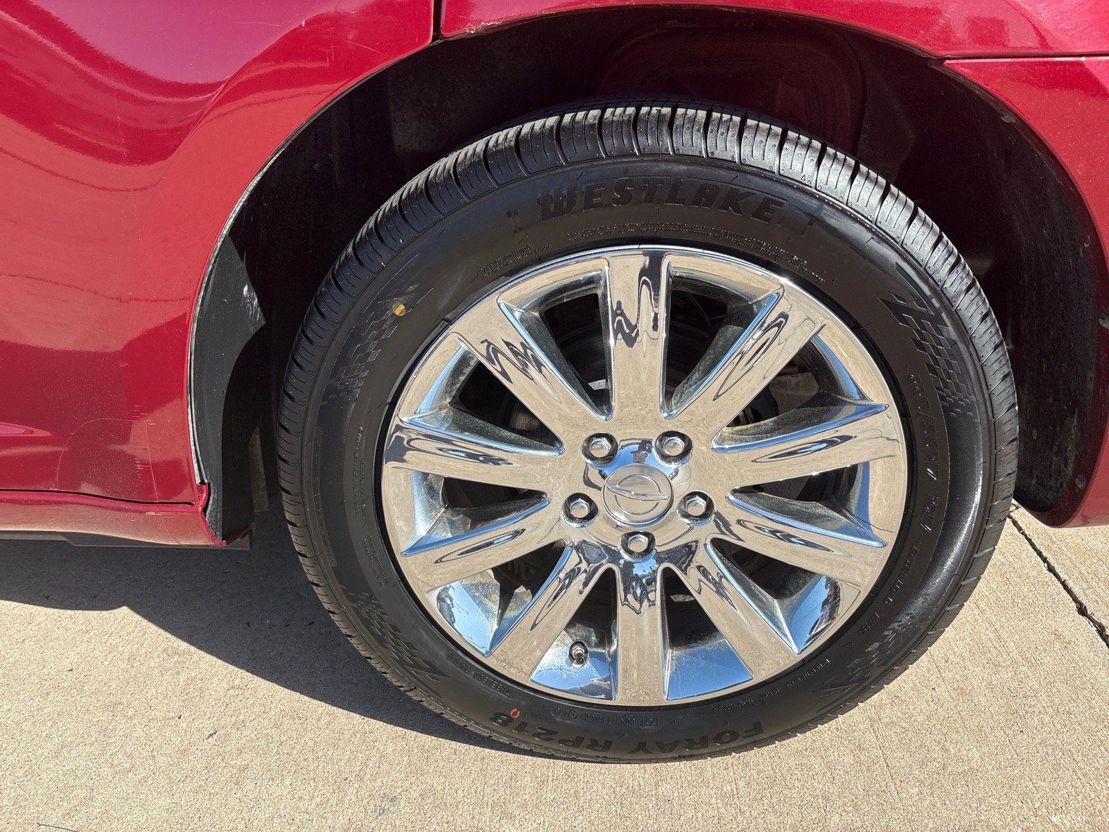 Used 2014 Chrysler 200 Limited w/ Sun/Sound Group FWD image 12